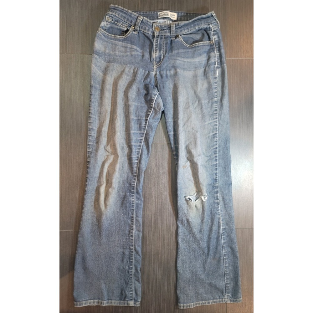 levis signature modern bootcut jeans size 10 Distressed faded holes thin fabric